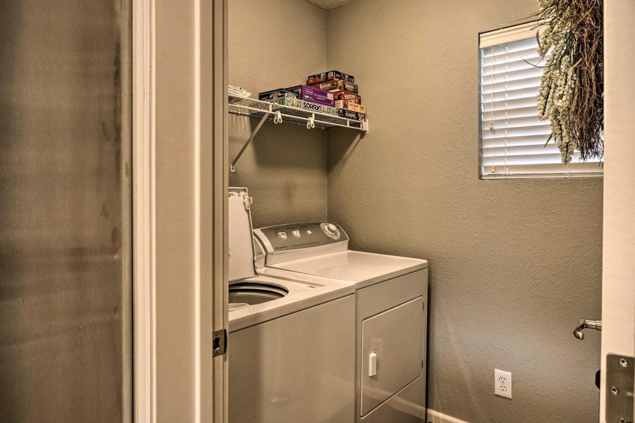 Condo Amidst Branson Action With Pool Access And Golf! Exterior foto